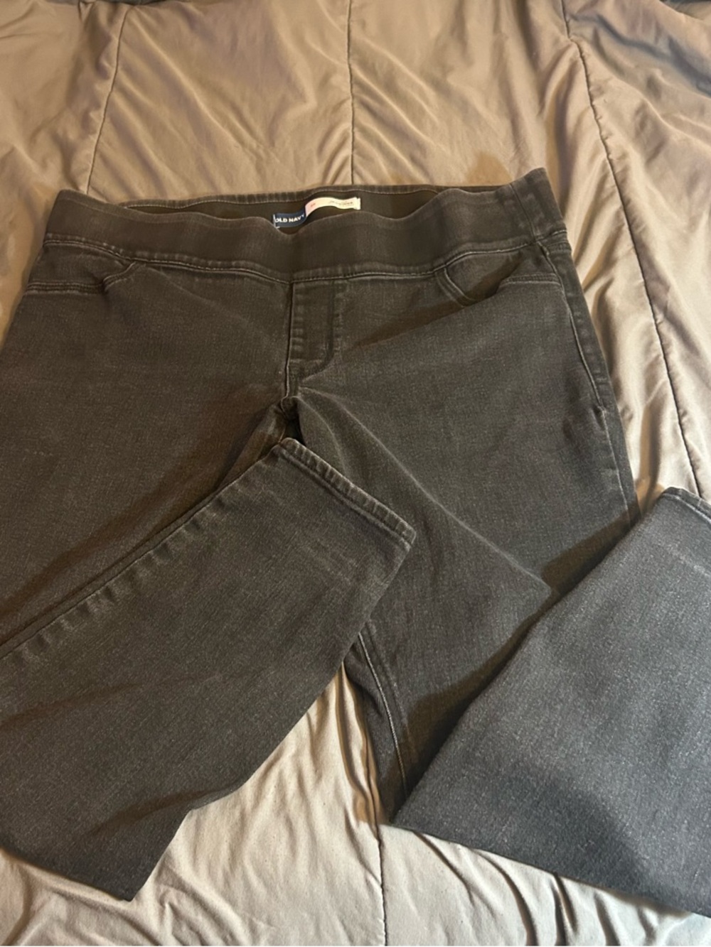 Old Navy Women’s Black Skinny Jeans